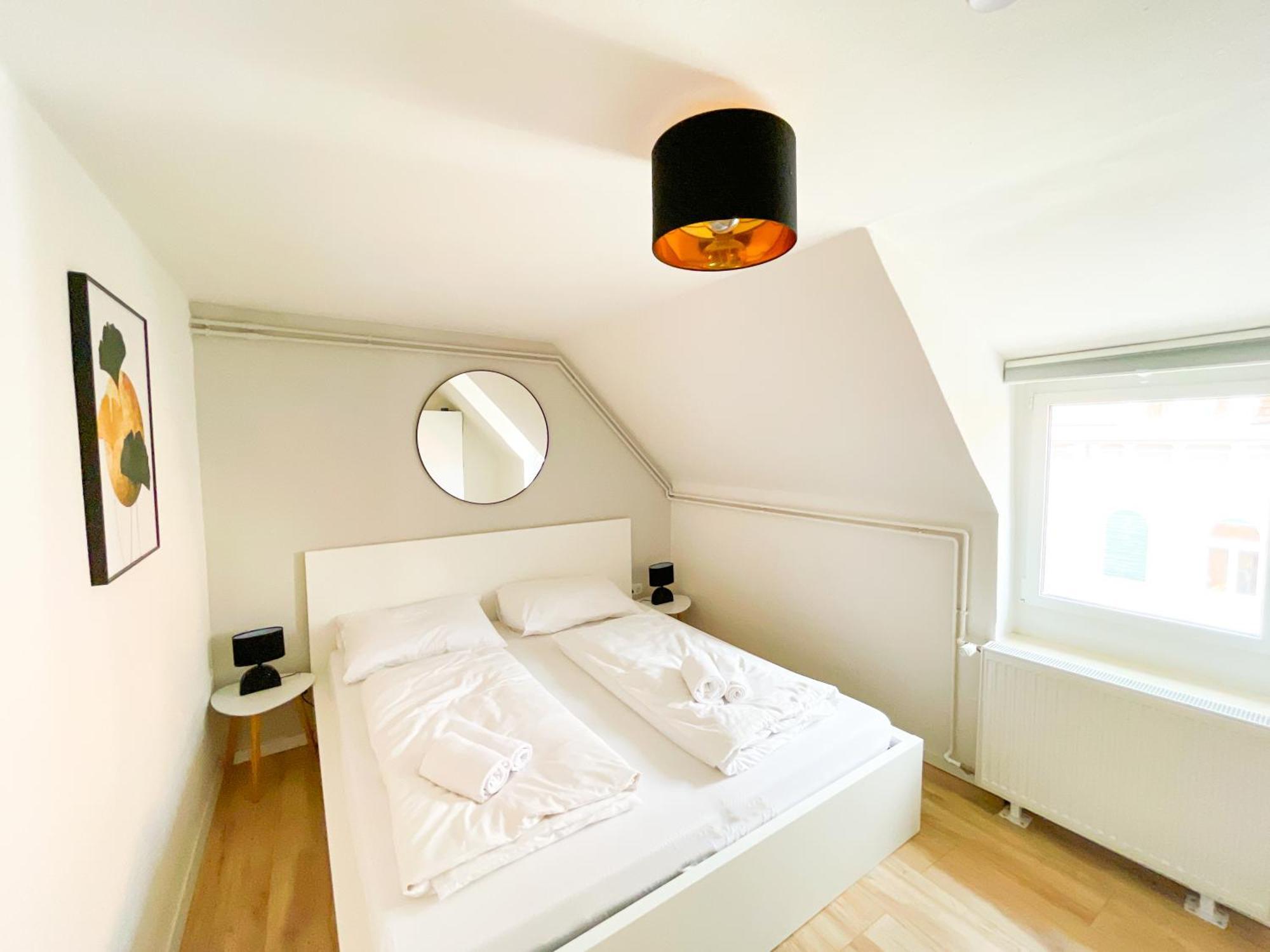 Contactless Self-Check-In - Stayhere Central City Suite 20 Graz Exterior photo